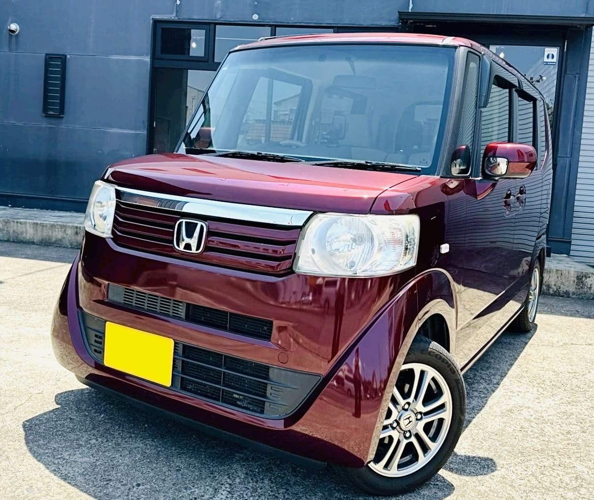 カルノリレンタカー茨城空港店のレンタカー、CクラスのホンダN-BOX